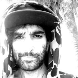 Meet your Posher, Max